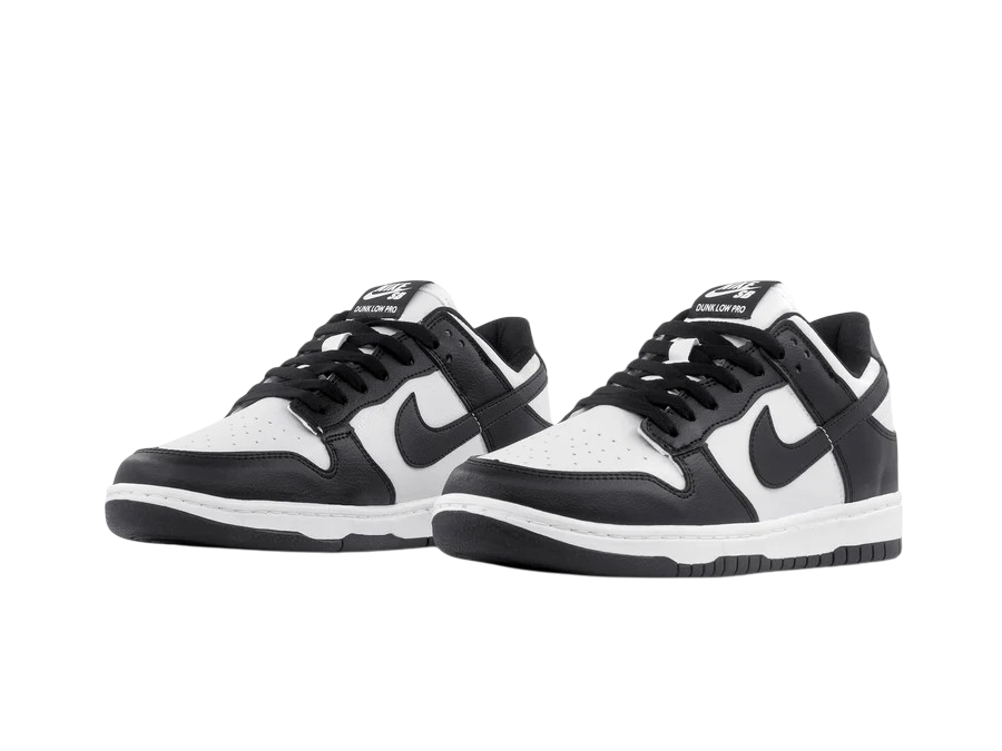 Par de tenis blanco y negro